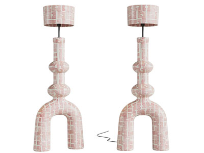 现代花纹装饰的台灯