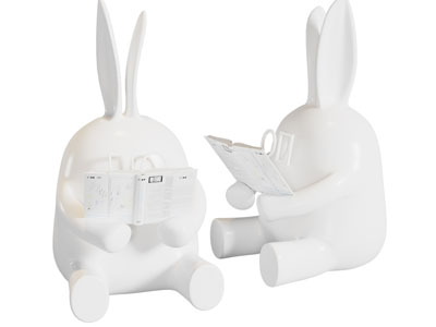 现代看书的兔子雕塑摆件