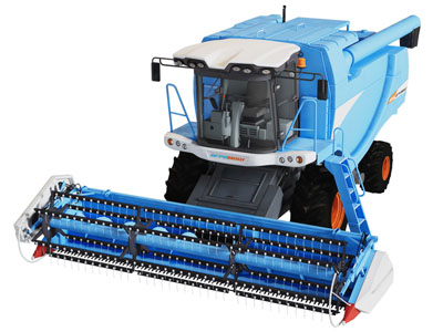 现代收割机 工程农机车