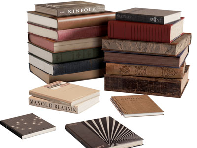 现代摞在一起的书籍 书本