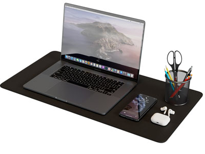 现代笔记本电脑 笔筒 手机 耳机 摆件组合3d模型 现代笔记本电脑 笔筒 手机 耳机 摆件组合