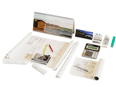 现代图纸 计算器 日历 桌面文具摆件组合3d模型 现代图纸 计算器 日历 桌面文具摆件组合